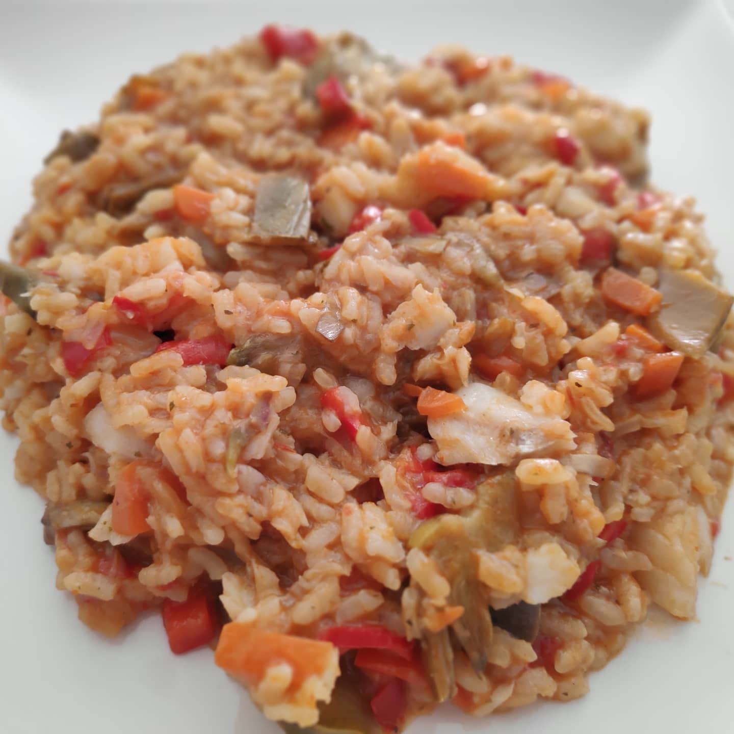 Arroz con bacalao y alcachofas