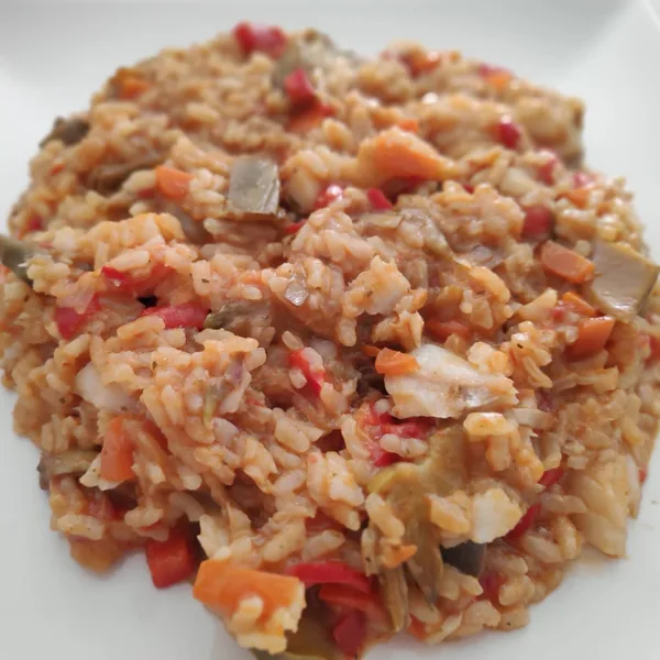 Arroz con bacalao y alcachofas