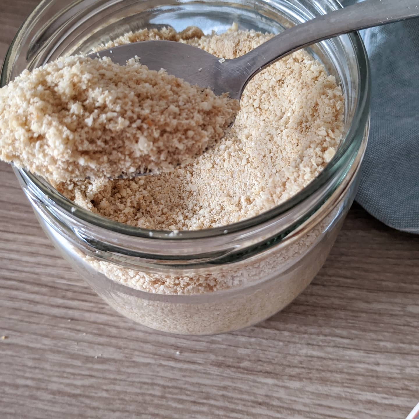 Cous-cous estilo risotto con champiñones, portobello y parmesano vegano