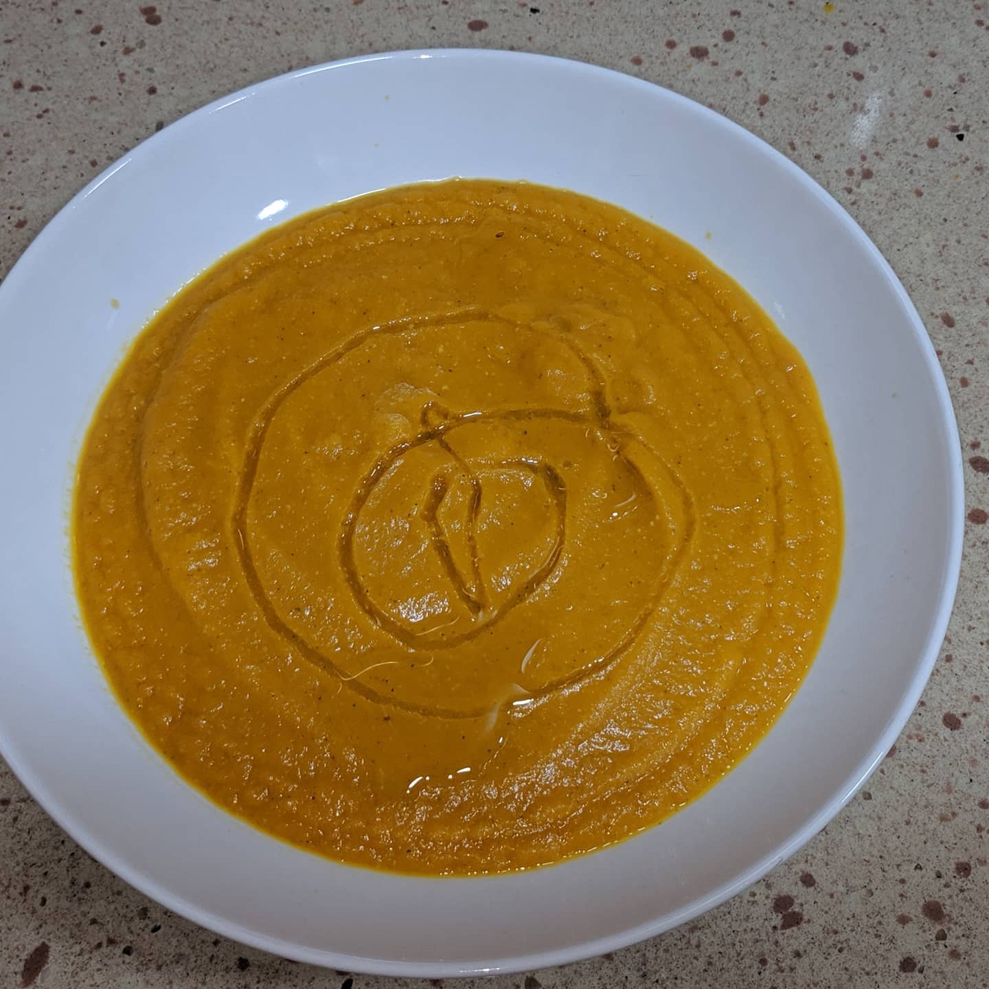 Crema de calabaza con anacardos