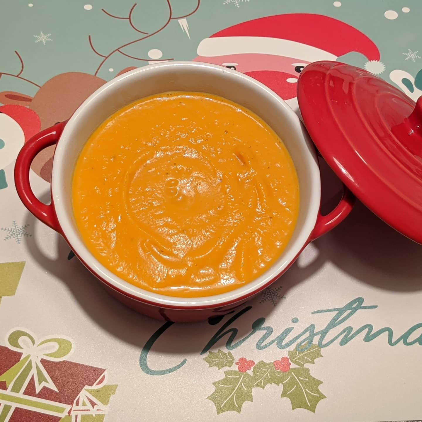 Crema de calabaza con tahini al curry