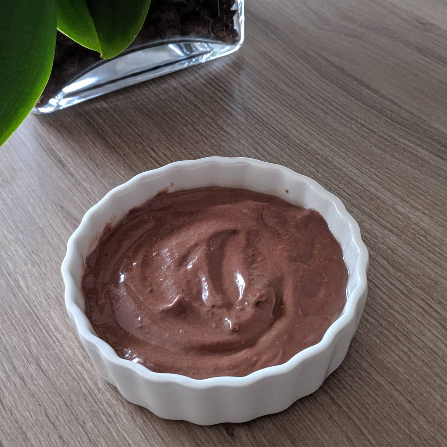 Crema/mousse de aguacate y chocolate sin azúcar añadido