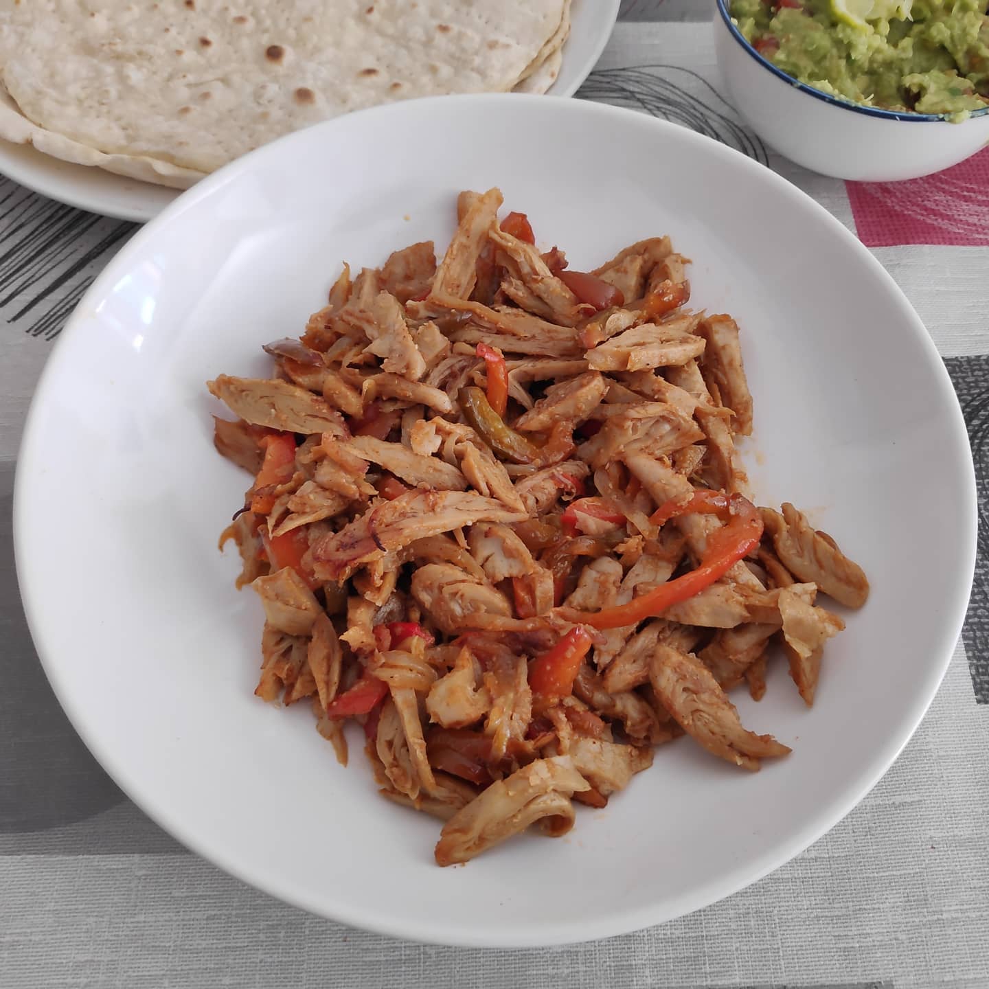 Fajitas veganas de Heura con tortillas caseras