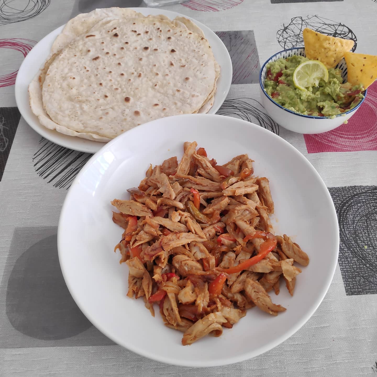 Fajitas veganas de Heura con tortillas caseras