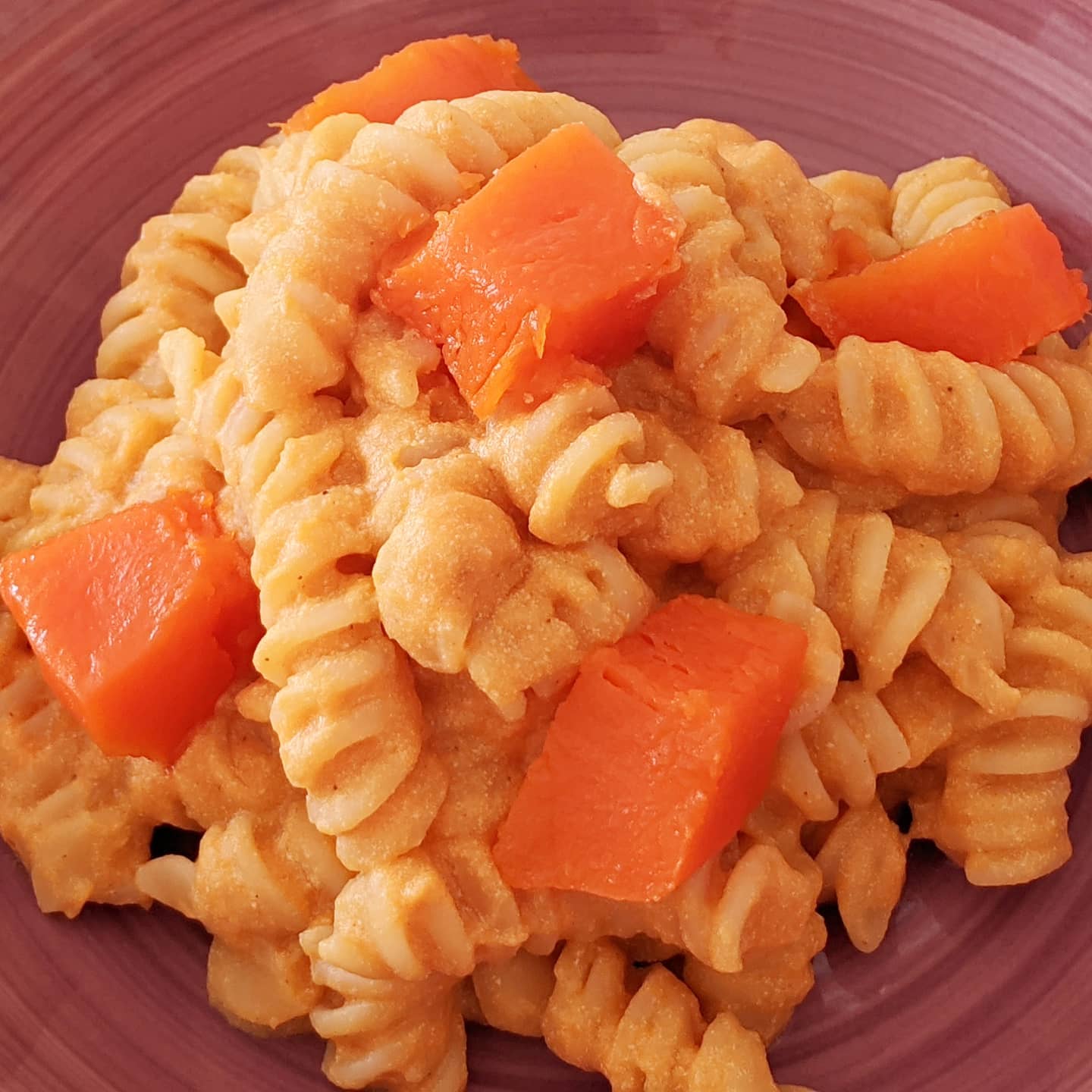 Fusilli con salsa de calabaza