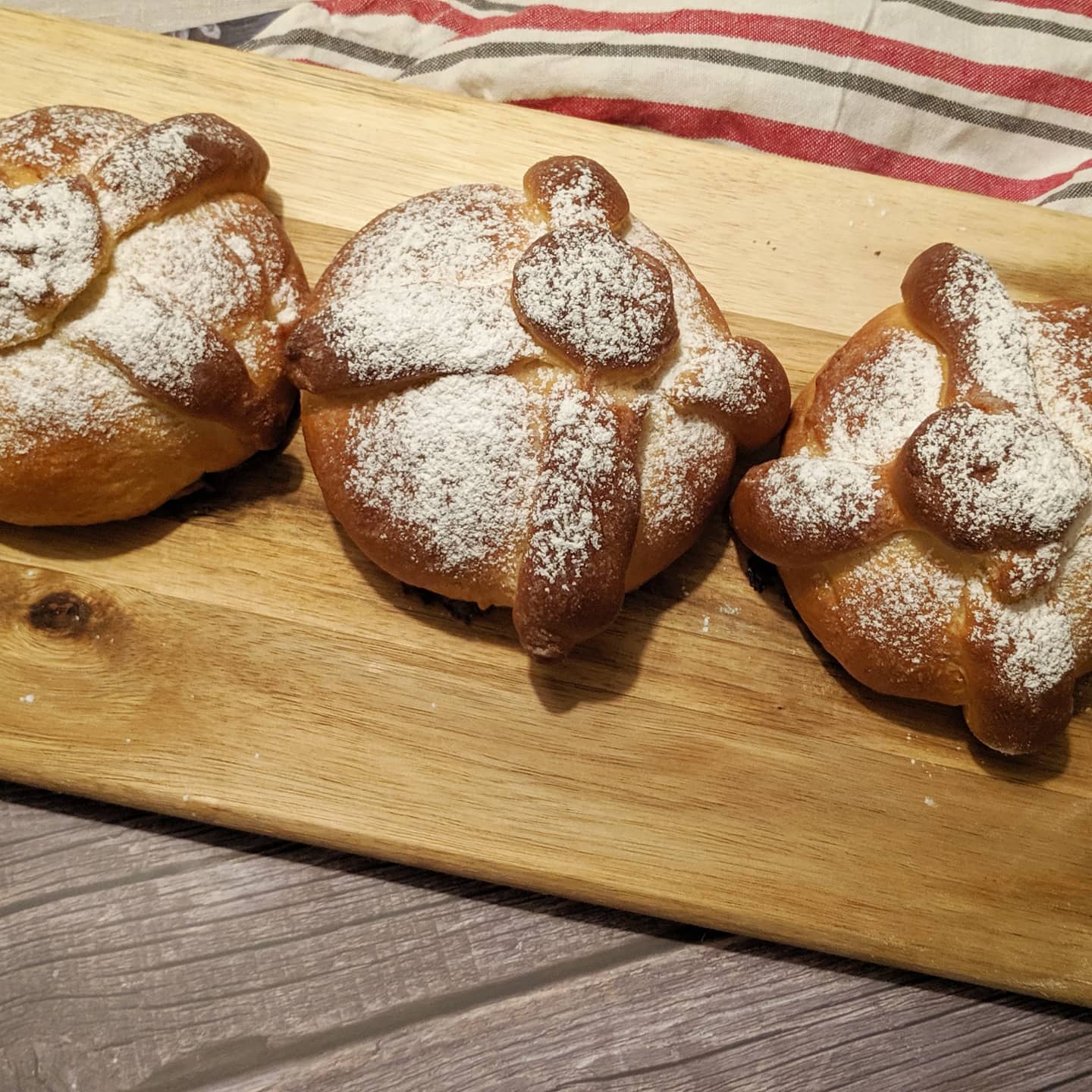 Pan de muerto mexicano