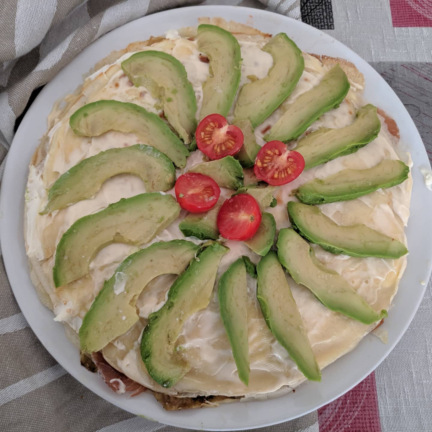 Pastel salado de crepes