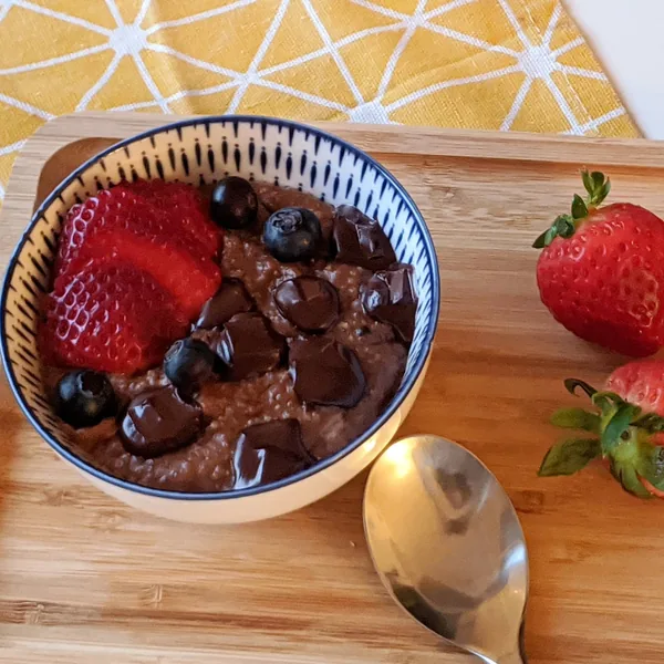 Quinoa vegan breakfast bowl