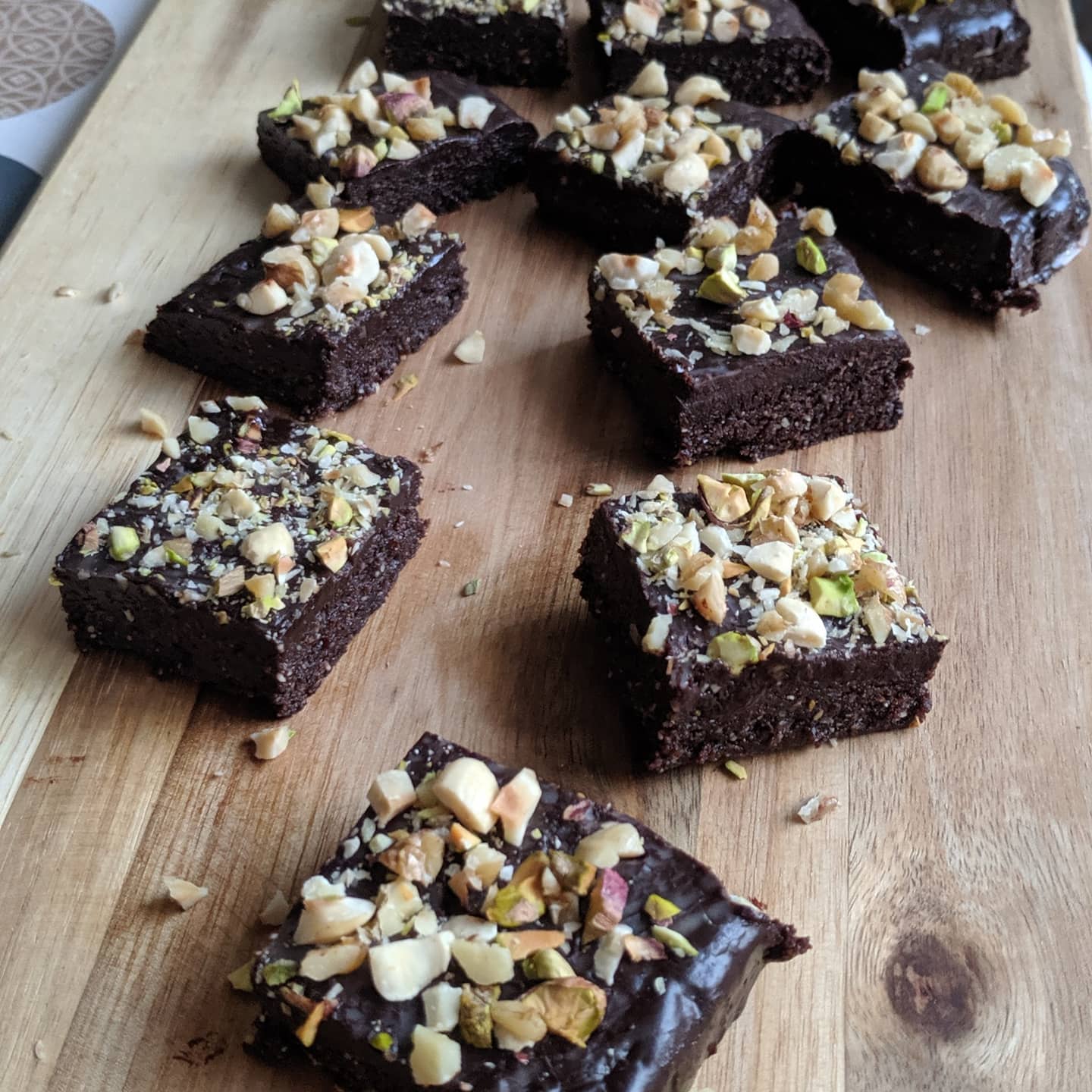 Raw Vegan Brownie (sin azúcar añadido)